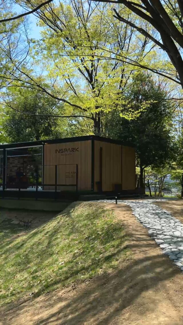 長野市若里公園内に5/14OPEN✨レンタルスペース「インスパーク 若里公園」に行ってきました🤗

自然に囲まれた空間で特別なひとときを過ごせます🍃
イベント・会議・懇親会などにぜひご活用ください。

お問い合わせ・利用予約はこちら☟
@insparkwakasato

@kitic_official さん
@allows_garden_design さん
ありがとうございました♪
——————————————

株式会社　清水住建工業
〒381-1215
長野県長野市松代町西寺尾1763
TEL: 026-278-2473
FAX: 026-278-8255
お気軽にお問い合わせください😊
HP: https://shimi-jyu.com/

——————————————

ともに、一緒に。
@nekonote.sjk
職人の日々のあれこれは
@sjk.kanbayashi
外構ワンストップサービス『Cat‘s Garden』
@garden.sjk

◇長野で建てる理想の住まい・工務店探しサイト◆
-コネクタロ-
https://connectalo.jp/
@connectalo.jp

#清水住建工業 #SJK #ねこのて隊
#ねこのて隊協力業者様募集中
#キャッツガーデン #コネクタロ
#長野市 #長野 #松代 #LIXIL #YKKAP #住宅サッシ
#長野の工務店 #太陽光 #蓄電池 #補助金 #住宅支援